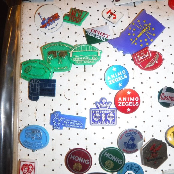 150 European hat pins / lapel pins, collection - Picture 5 of 9